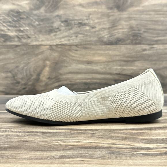 NIB Bernie Mev 39 Nikki Stretchy Knit Comfort Ballet Flats Nude Silver - Picture 5 of 10